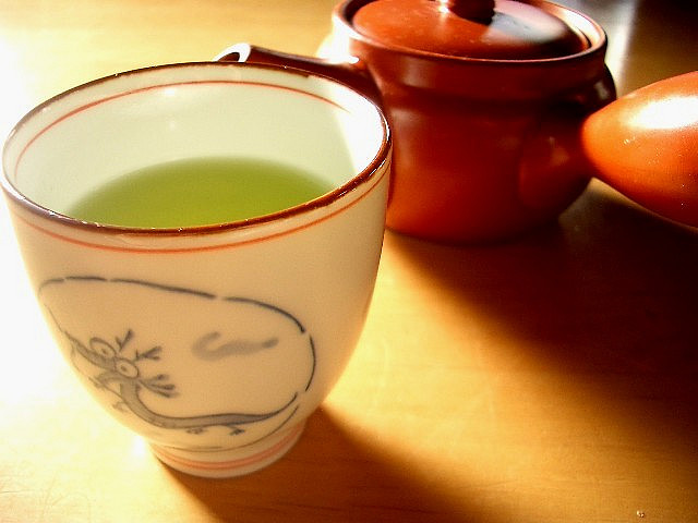 green tea is great for overall health and also for removing blackheads