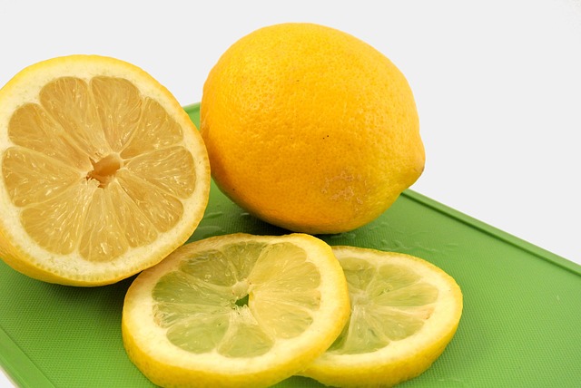 Lemon to Get Rid of Pimples Overnight